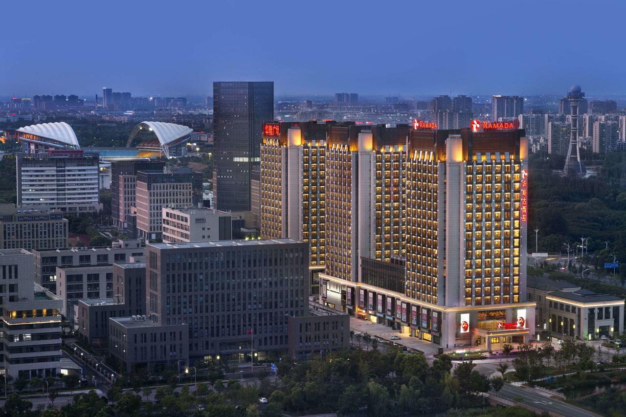 Ramada Jiaxing Hotell Exteriör bild